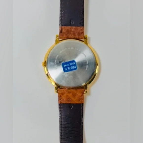 Vintage Disney Mickey Mouse Lorus Quartz Watch - Picture 4 of 5